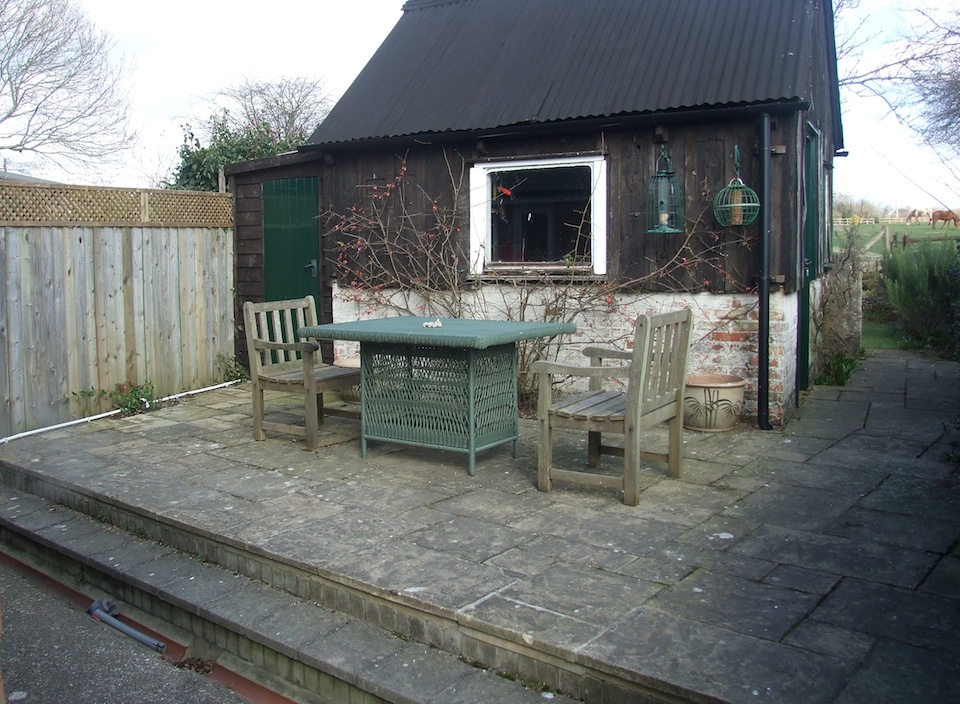 Brockenhurst garden terrace before