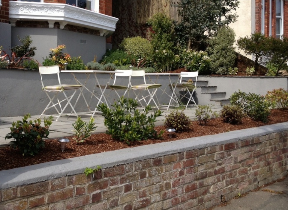 Hastings front garden from street